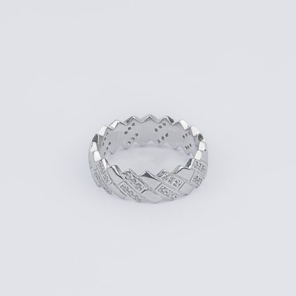 Astra Gleam Zigzag Silver Ring